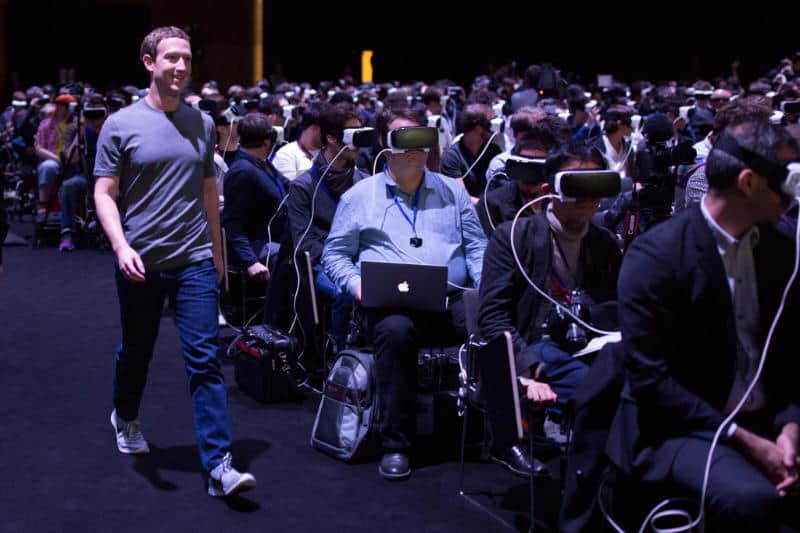 Mark Zuckerberg na konferencji samsunga opowiada o przyszłości wirtualnej rzeczywistości
